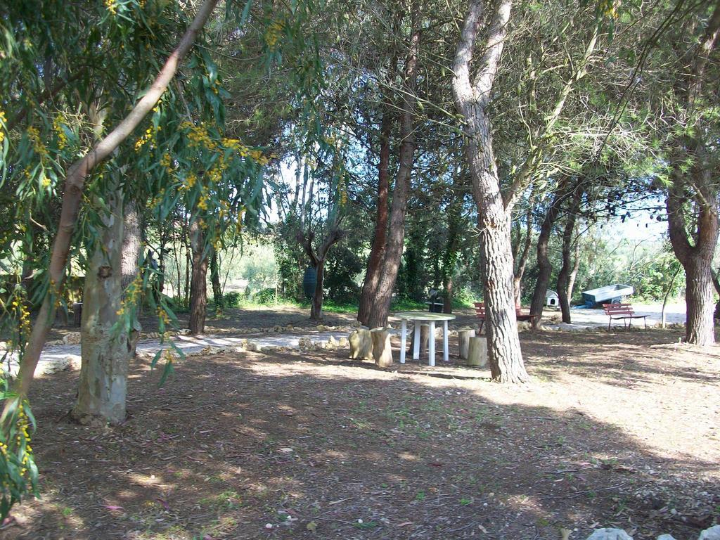 Appartamenti Turistici Aprile Antonio Luigi Borgagne Bagian luar foto