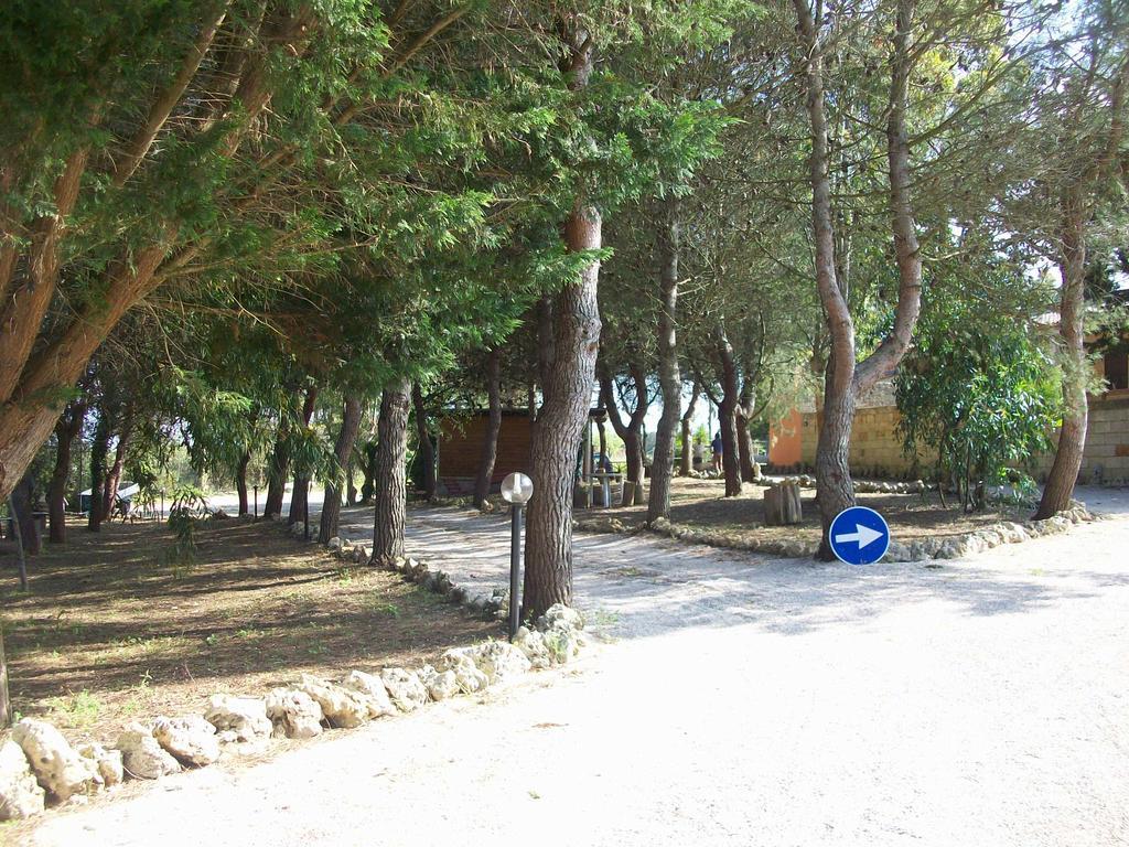 Appartamenti Turistici Aprile Antonio Luigi Borgagne Bagian luar foto